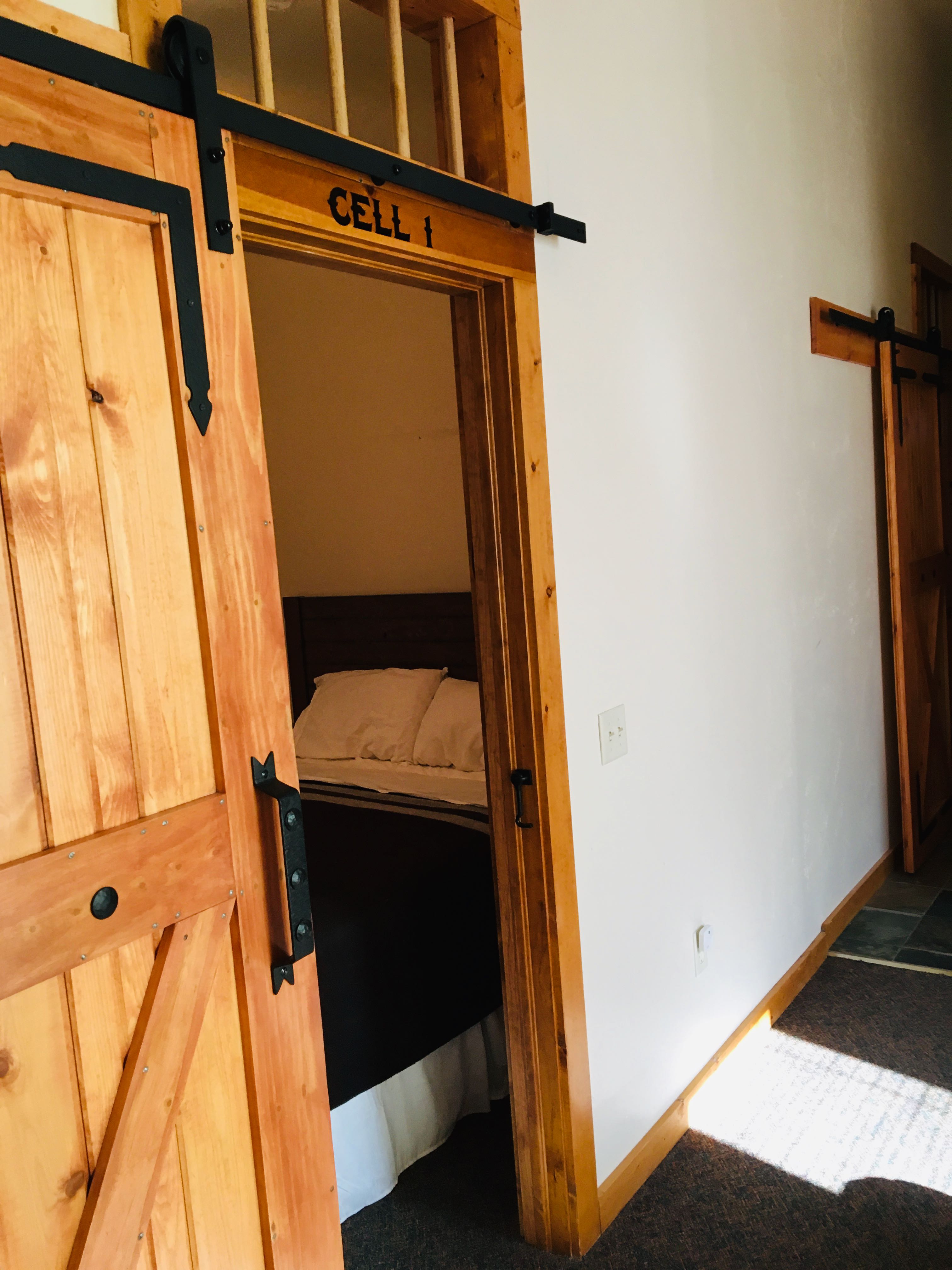 Room image 3